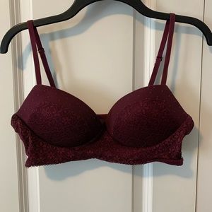 VICTORIAS SECRET- wireless bra/ bralette